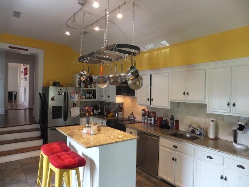 60 Rutledge Avenue Charleston, SC 29401 - Photo 8 of 10 Large Beautiful Updated Kitchen
