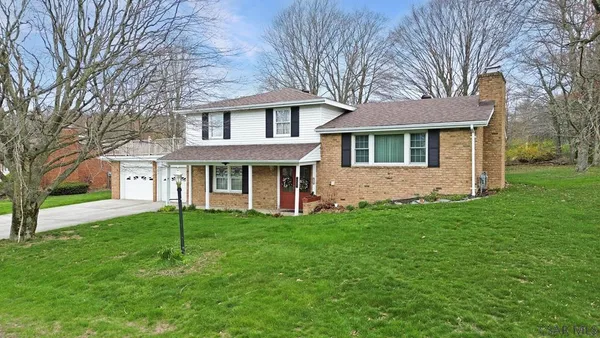 $262,500 | 212 Maplebrook Road, Ebensburg, PA 15931