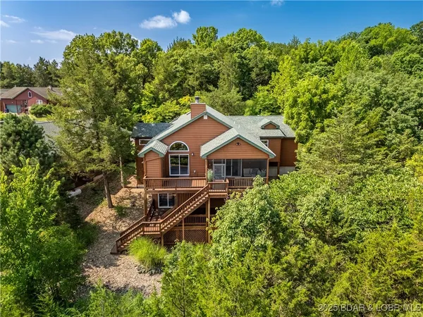 $525,000 | 216 Weiskopf Way, Camdenton, MO 65020
