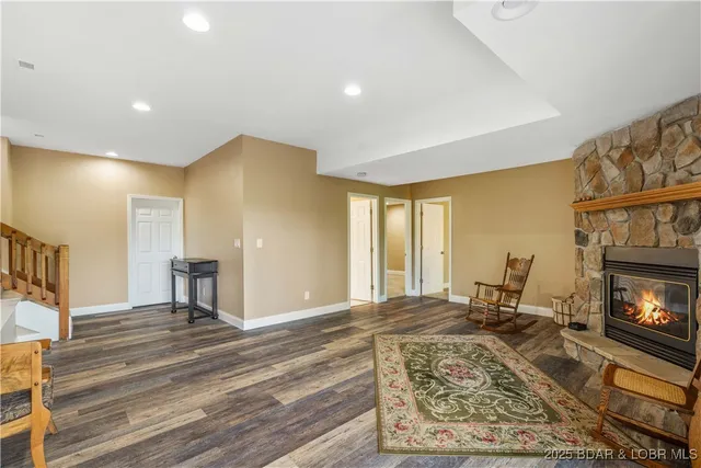 $525,000 | 216 Weiskopf Way, Camdenton, MO 65020