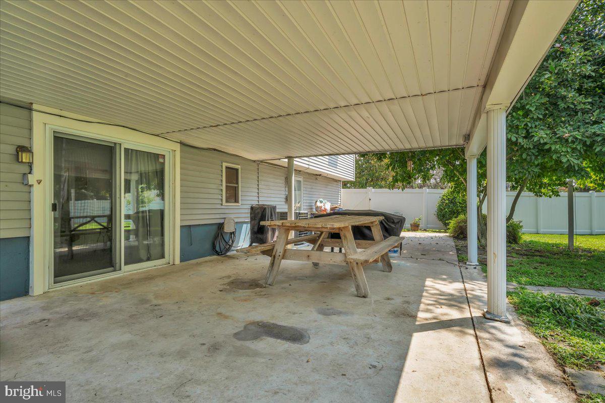 1 Old Forge Road Pennsville, NJ 08070 - Photo 23 of 35 Concrete patio rear yard
