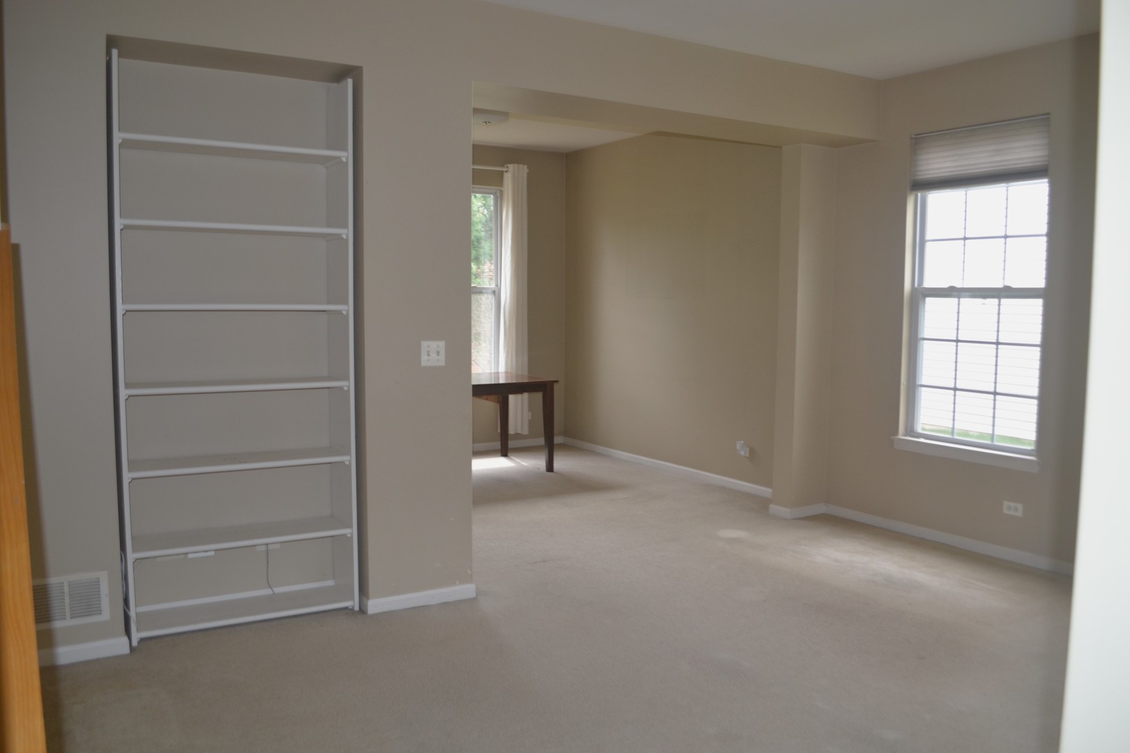 269 Hampton Road Sugar Grove, IL 60554 - Photo 3 of 22 Gallery Image 3