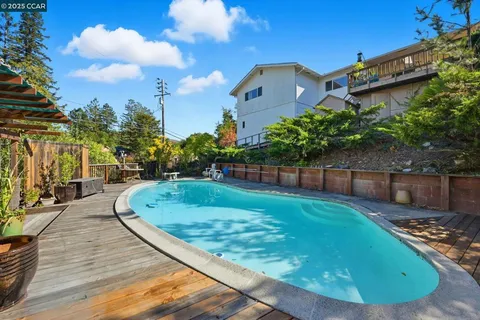 $1,375,000 | 92-92 Gaywood Place, Moraga, CA 94556