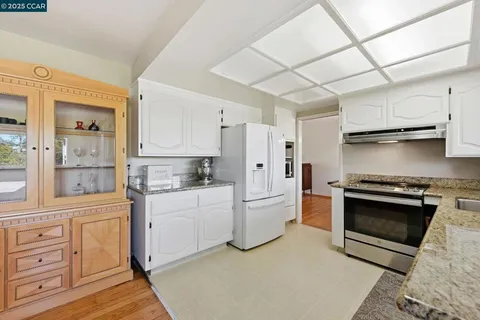 $1,375,000 | 92-92 Gaywood Place, Moraga, CA 94556