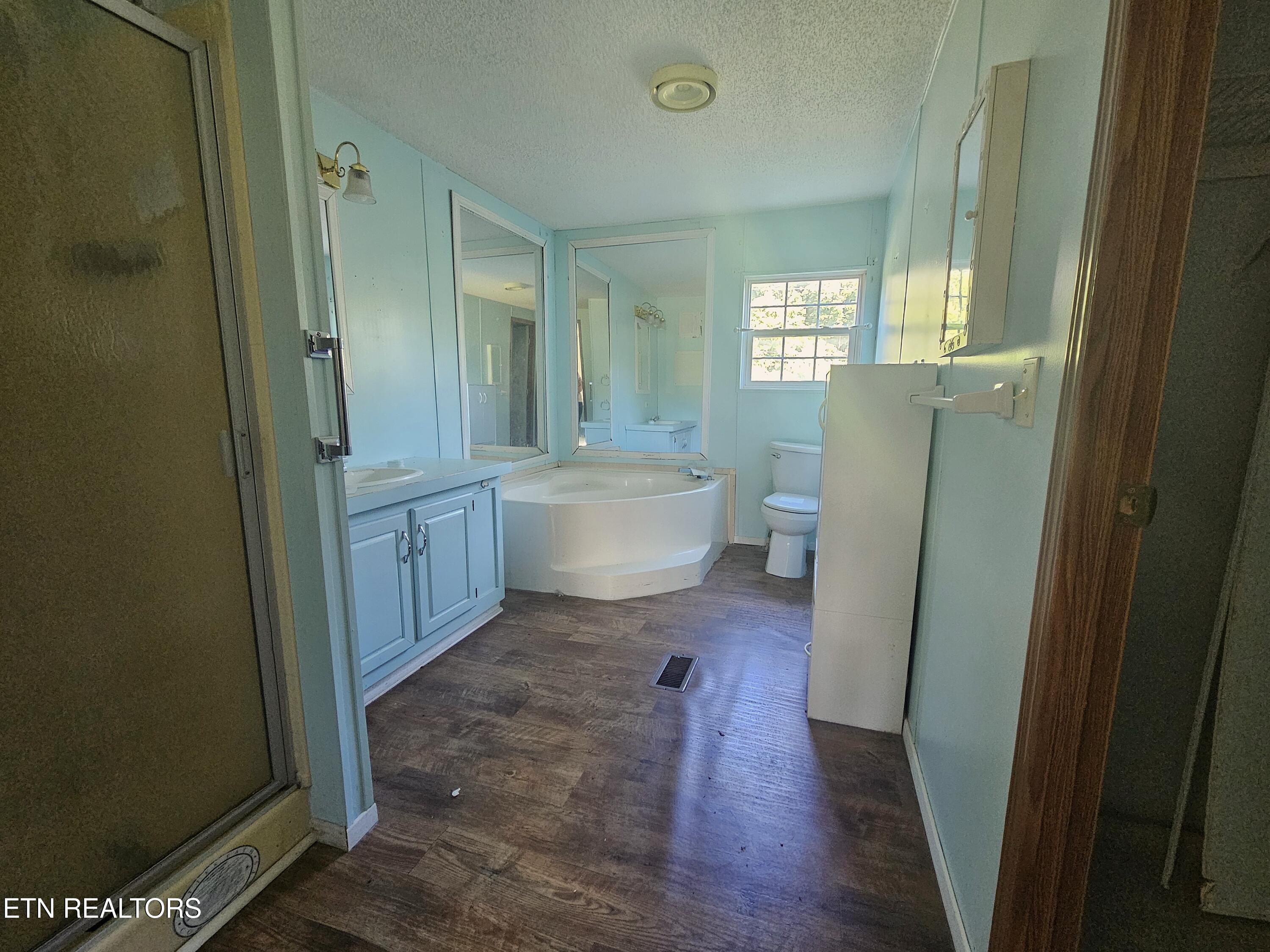1006 Pleasant Valley Road Chapmansboro, TN 37035 - Photo 19 of 29 20260603_164723