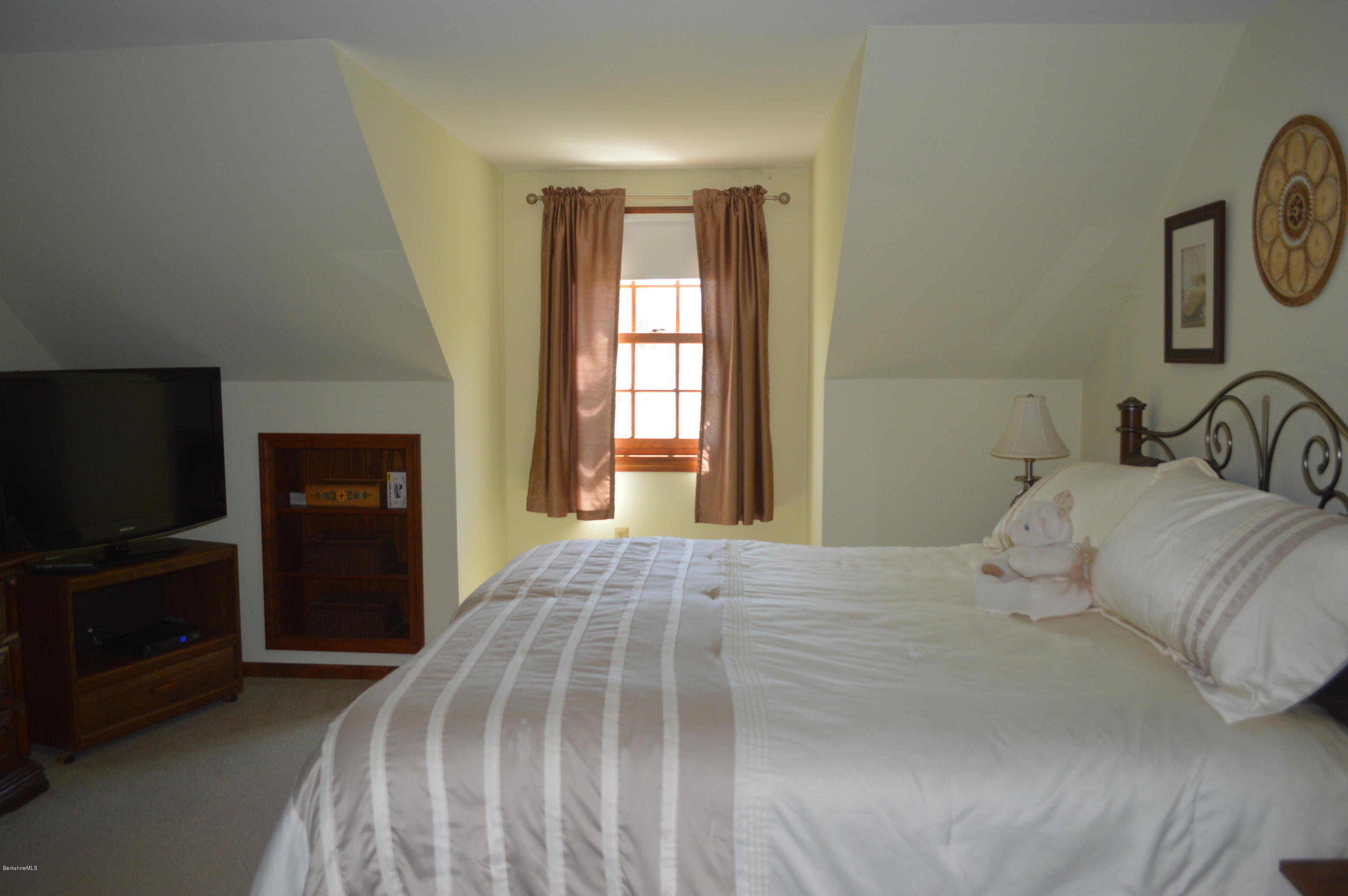 63 King William Road Lenox, MA 01240 - Photo 23 of 37 master bedroom