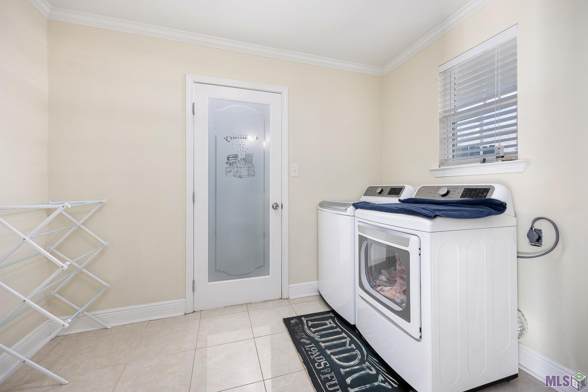 7463 Proxie Drive Baton Rouge, LA 70817 - Photo 20 of 24 Laundryroom
