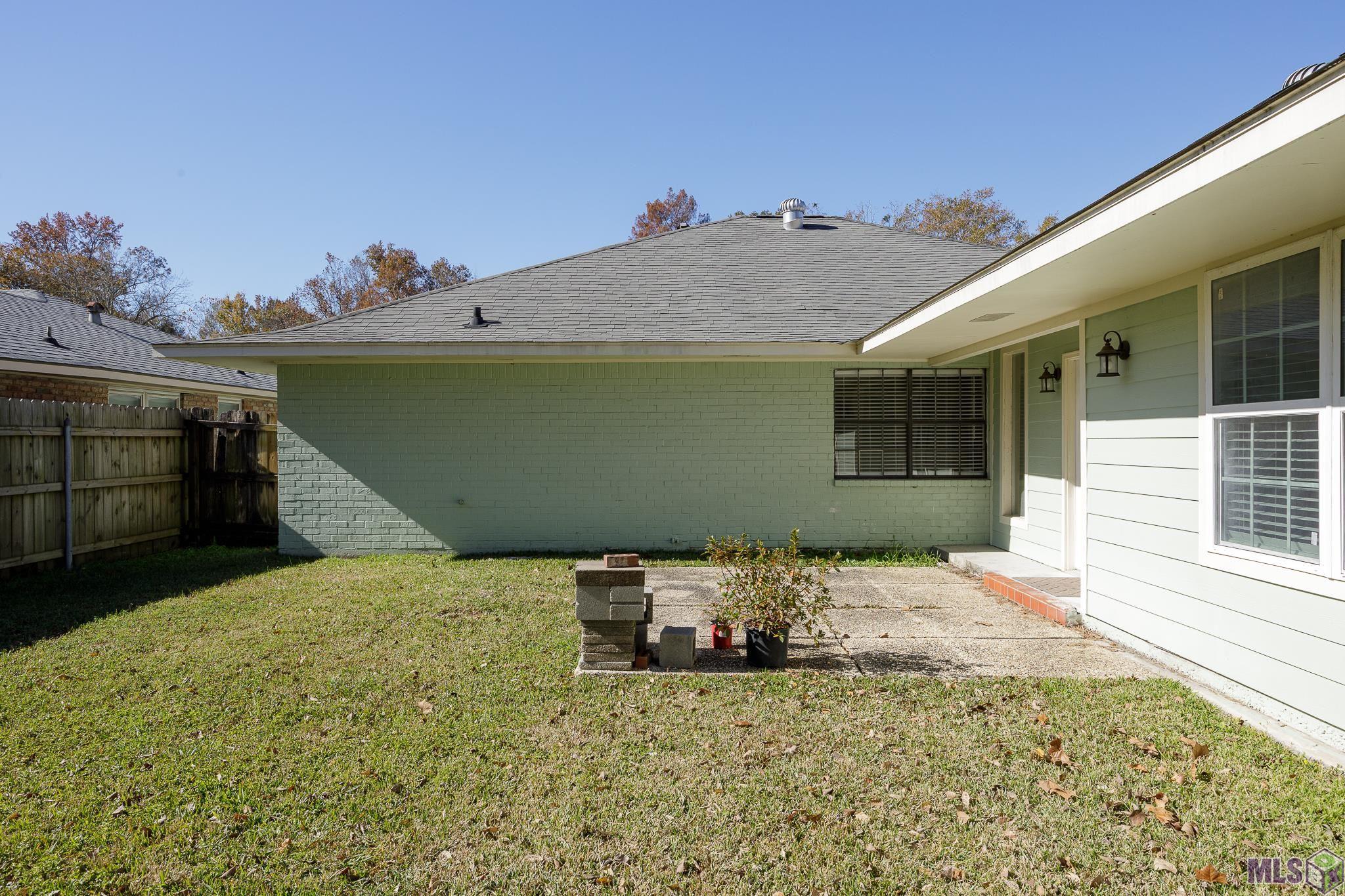 7463 Proxie Drive Baton Rouge, LA 70817 - Photo 24 of 24 Backyard
