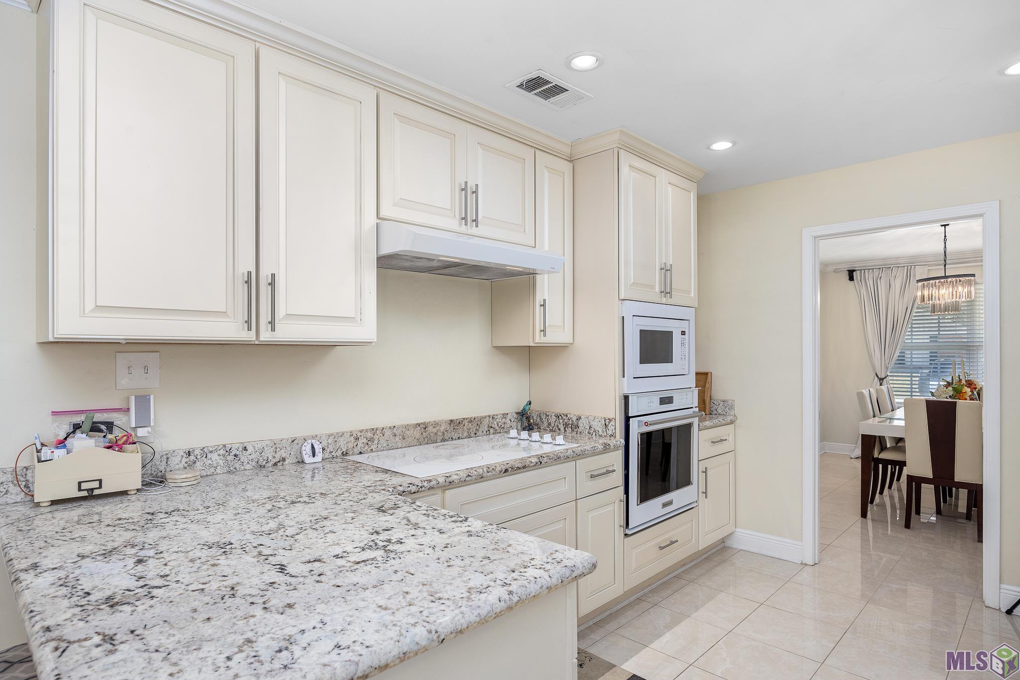 7463 Proxie Drive Baton Rouge, LA 70817 - Photo 9 of 24 Kitchen