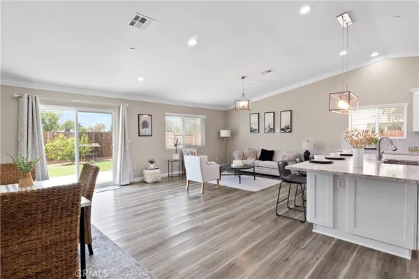 $695,000 | 3118 Mendoza Way, Riverside, CA 92504