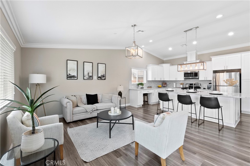 3118 Mendoza Way Riverside, CA 92504 - Photo 16 of 53