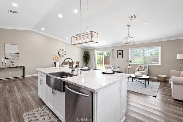 $695,000 | 3118 Mendoza Way, Riverside, CA 92504