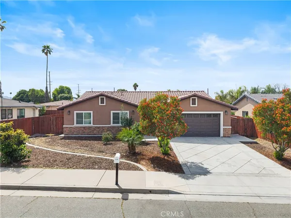 $695,000 | 3118 Mendoza Way, Riverside, CA 92504