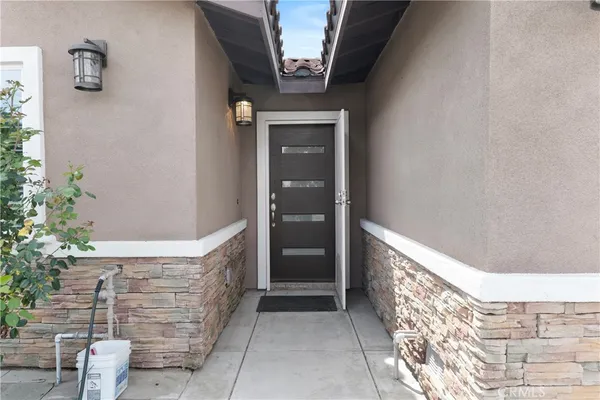 $695,000 | 3118 Mendoza Way, Riverside, CA 92504