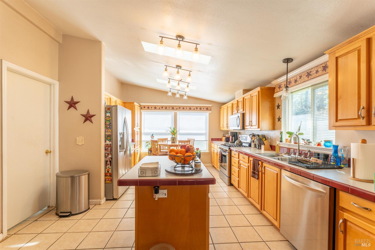 2301 N Road Laytonville, CA 95454 - Photo 6 of 23