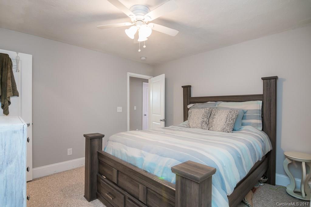 2051 Eaton Road Charlotte, NC 28205 - Photo 13 of 22 Gallery Image 13