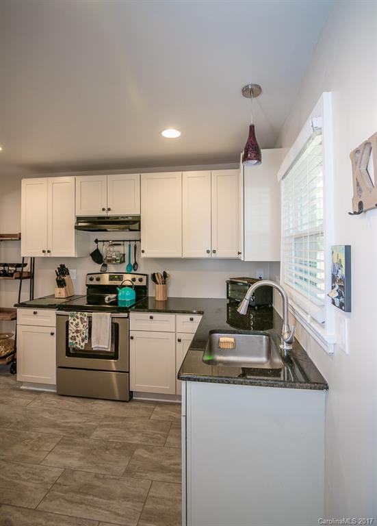2051 Eaton Road Charlotte, NC 28205 - Photo 8 of 22 Gallery Image 8