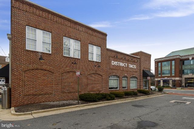 $537,500 | 815 North Patrick Street, Unit 407, Alexandria, VA 22314