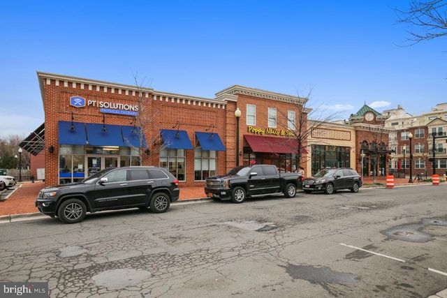 $537,500 | 815 North Patrick Street, Unit 407, Alexandria, VA 22314