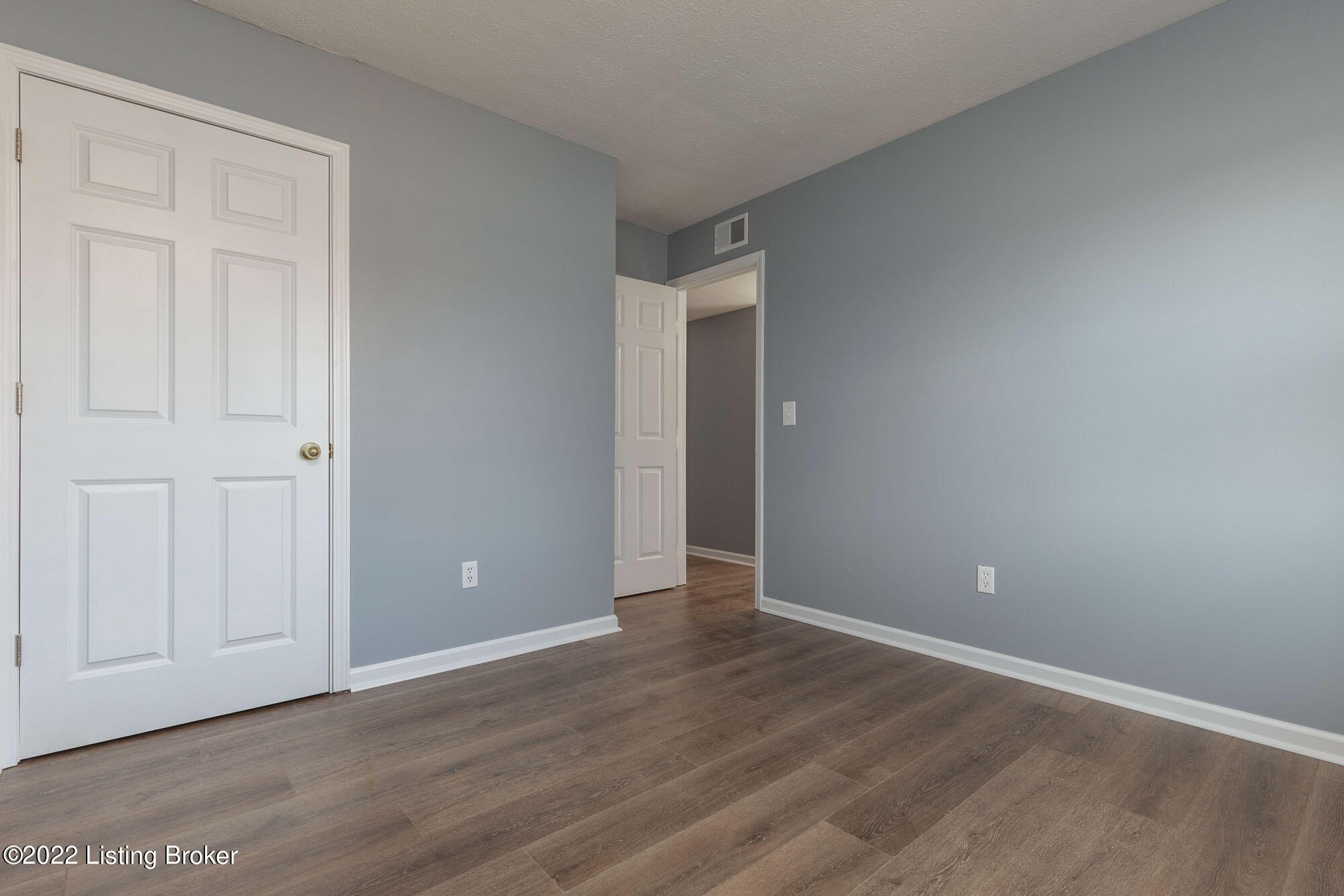 451 Blossom Road Hillview, KY 40229 - Photo 17 of 30 Blossom017