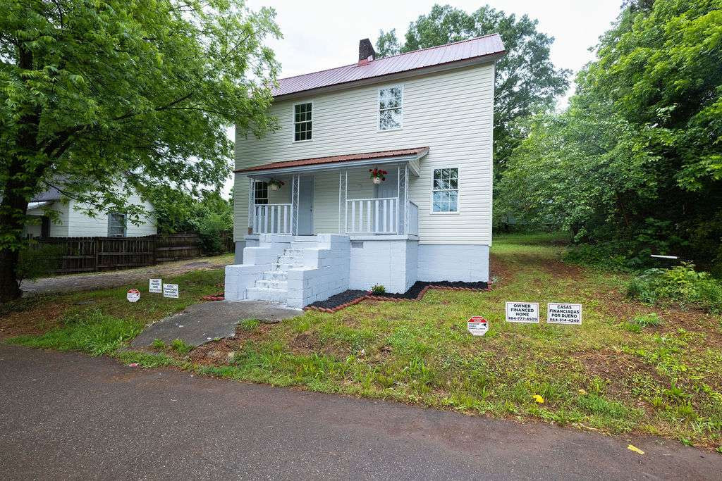 1502 Mitchell Street Anderson, SC 29624 - Photo 1 of 21 Gallery Image 1