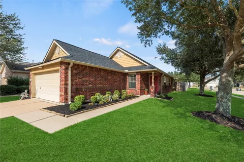 a picture of a wall with white wall painting