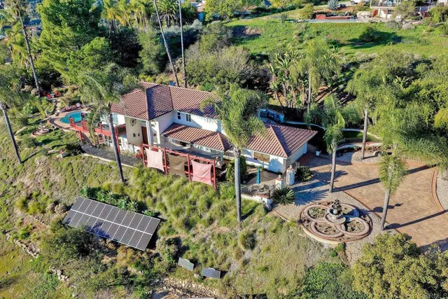 $1,520,000 | 3565 Via Loma Vista, Escondido, CA 92029