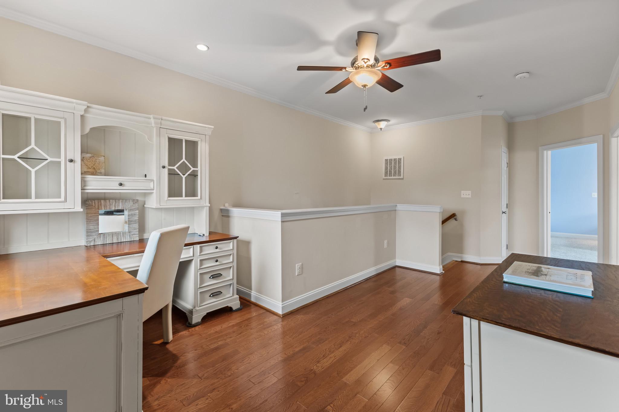 132 Claiborne Street Chester, MD 21619 - Photo 17 of 40 a view of a livingroom with furniture