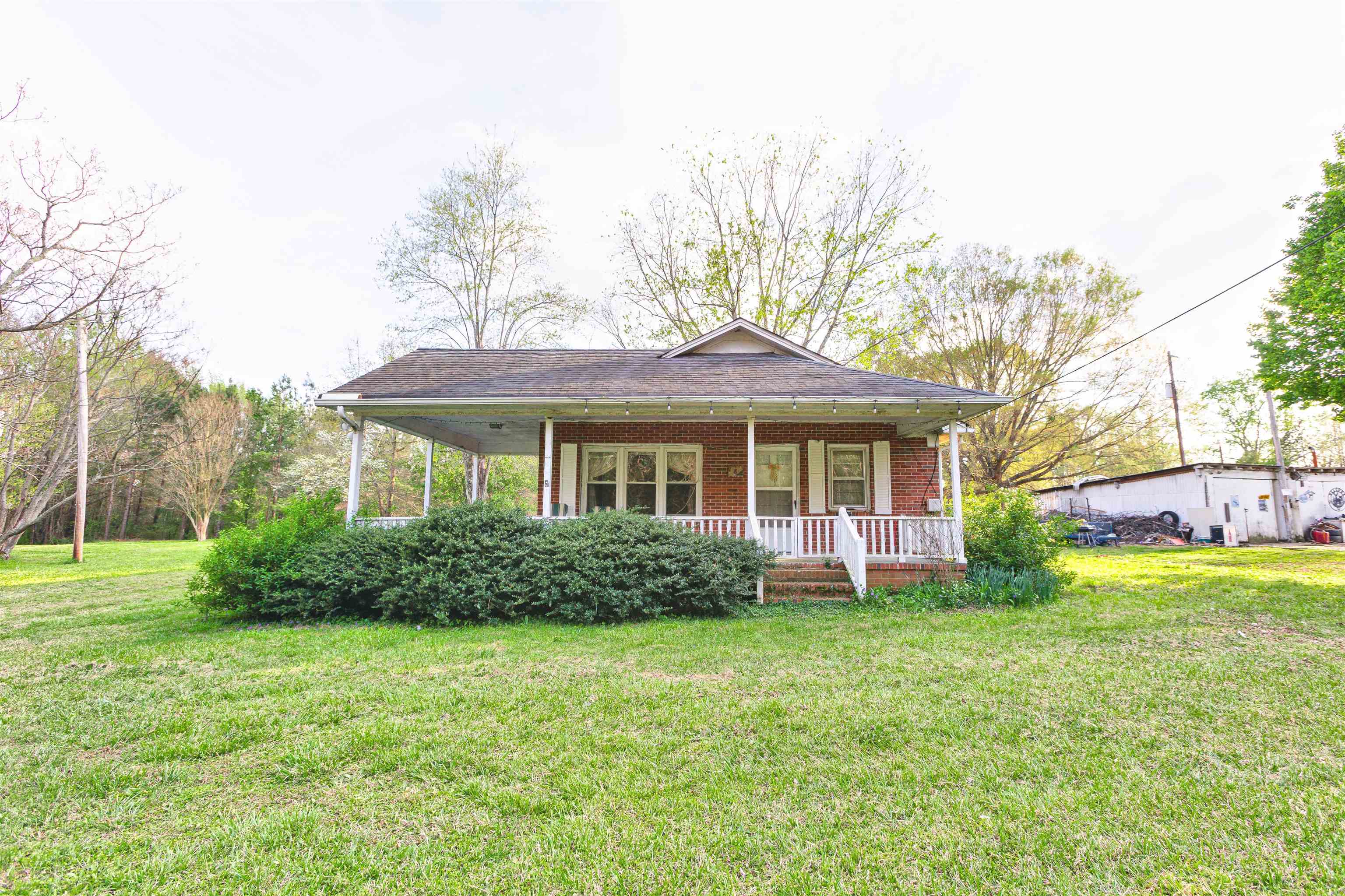 182 State Rd S-11-116 Gaffney, SC 29340 - Photo 1 of 32