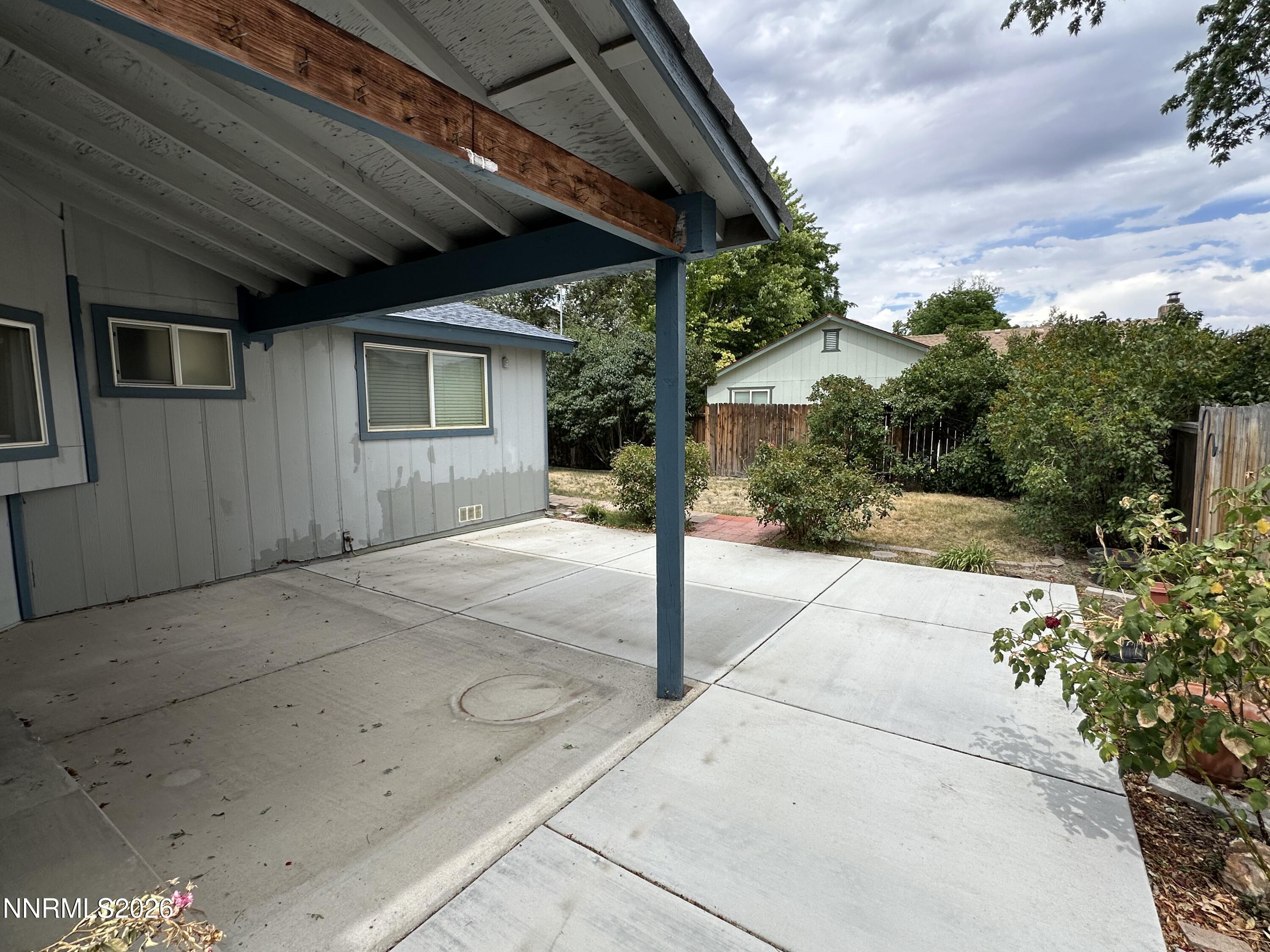 3960 Parque Verde Lane Reno, NV 89502 - Photo 4 of 4 IMG_2955