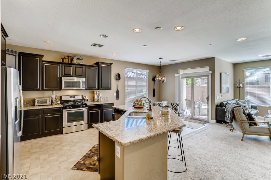 7025 Motley Road Las Vegas, NV 89178 - Photo 8 of 28 Gallery Image 8