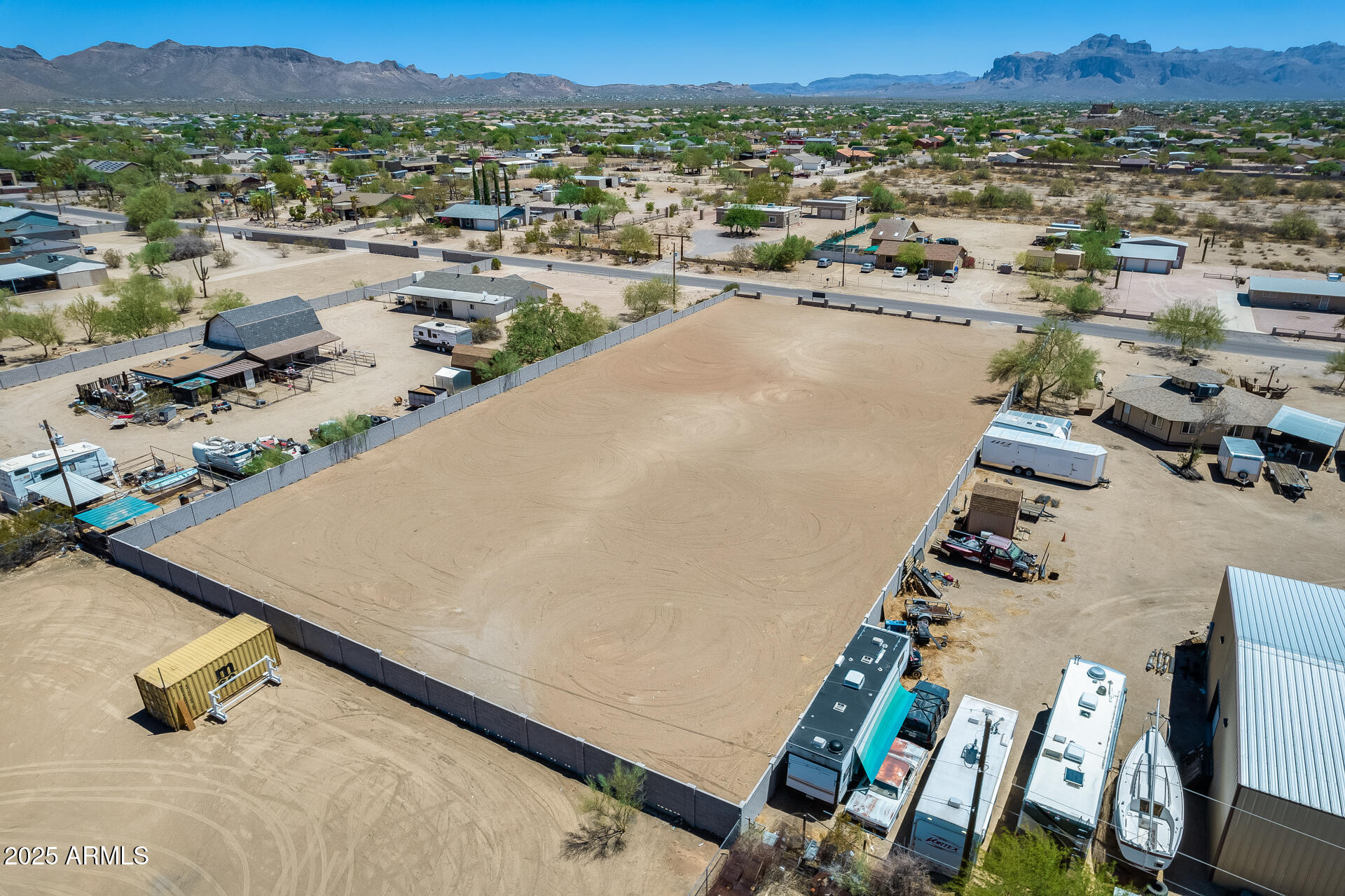658 North Merrill Road Mesa, AZ 85207 - Photo 4 of 12
