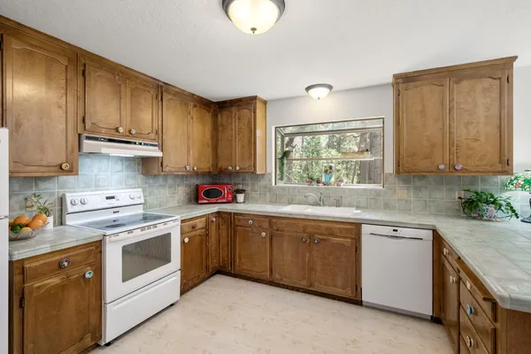 $429,000 | 2254 Country Club Drive, Arnold, CA 95223