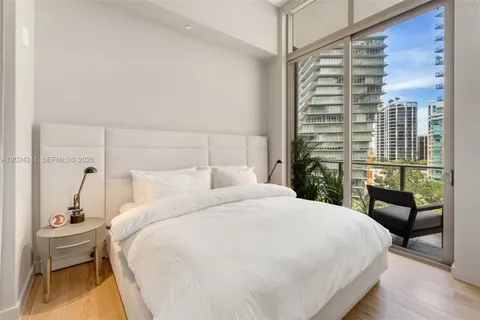 $7,250 | 2655 South Bayshore Drive, Unit 807, Miami, FL 33133