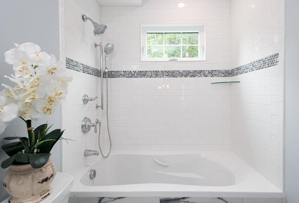 14 Egerton Road, Unit 14 Arlington, MA 02474 - Photo 24 of 28 Gallery Image 24