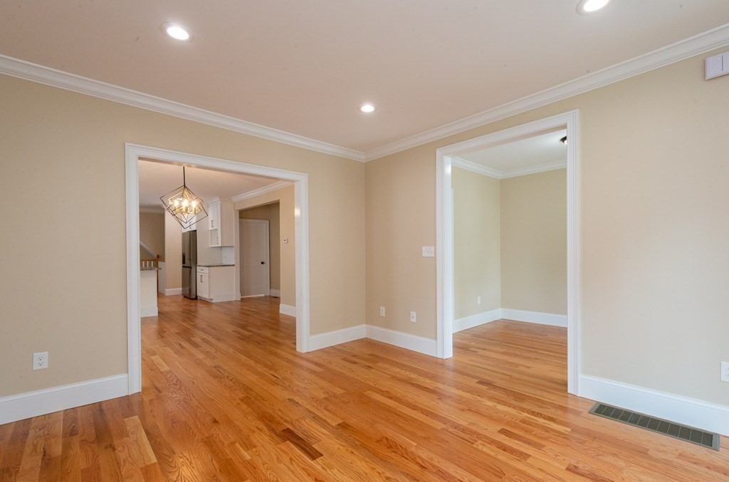 14 Egerton Road, Unit 14 Arlington, MA 02474 - Photo 8 of 28 Gallery Image 8