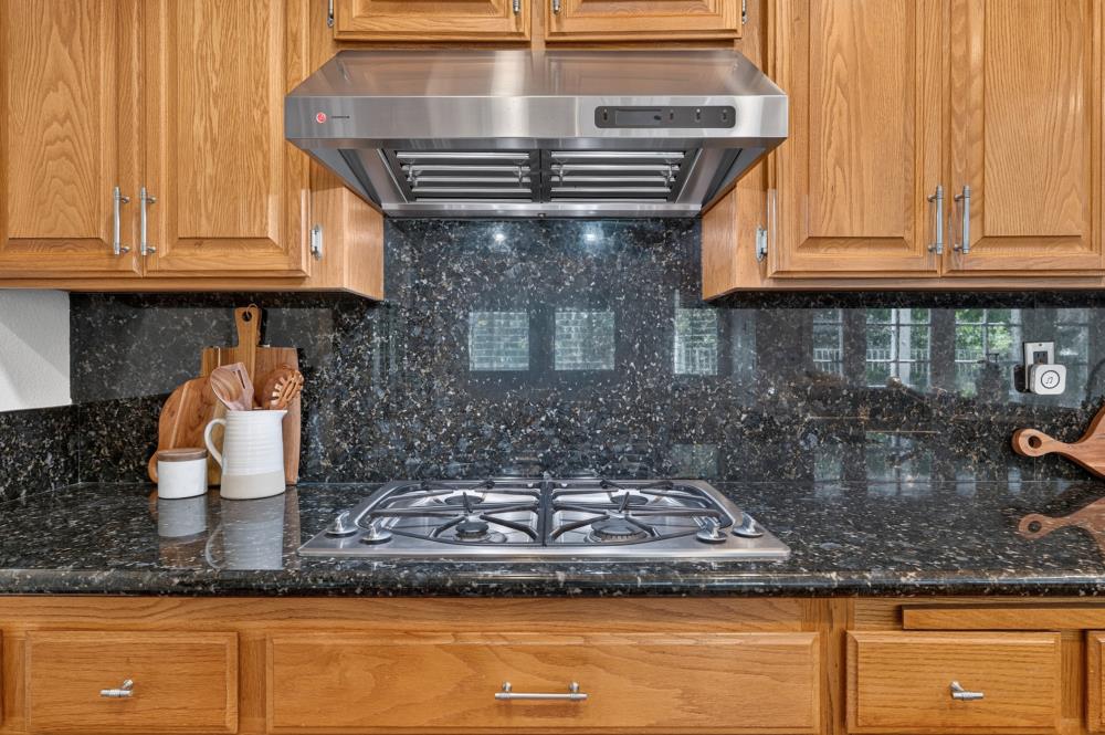 157 Raleigh Court Hercules, CA 94547 - Photo 28 of 72 Gallery Image 28