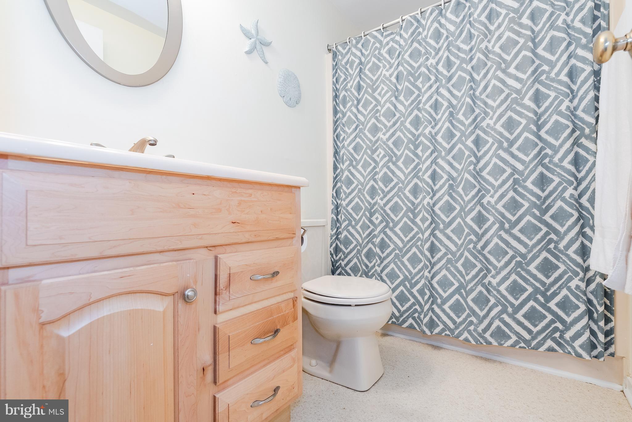 6641 Hunter Road Elkridge, MD 21075 - Photo 24 of 30 Bathroom