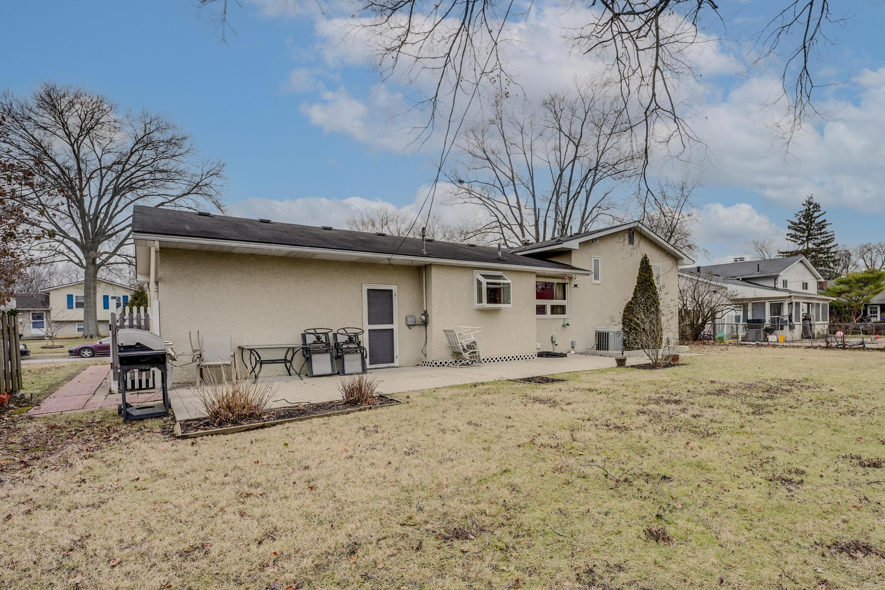 5516 Driftwood Road Columbus, OH 43229 - Photo 27 of 35 Back view - Patio area