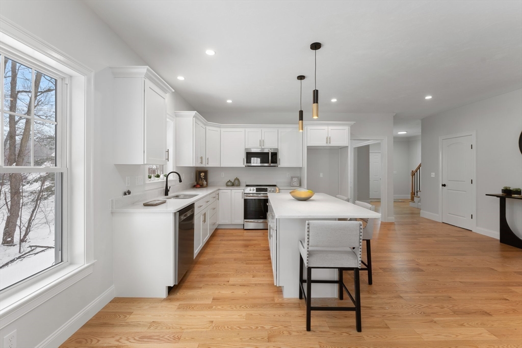 Lot 2 White Court Douglas, MA 01516 - Photo 5 of 10