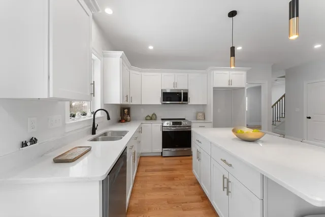 $847,500 | Lot 2 White Court, Douglas, MA 01516