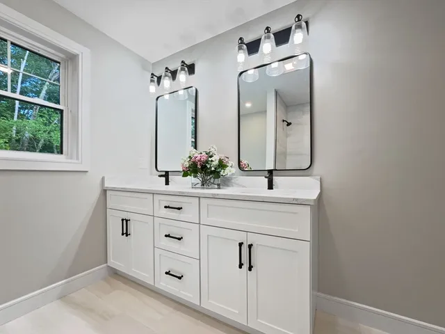 $847,500 | Lot 2 White Court, Douglas, MA 01516