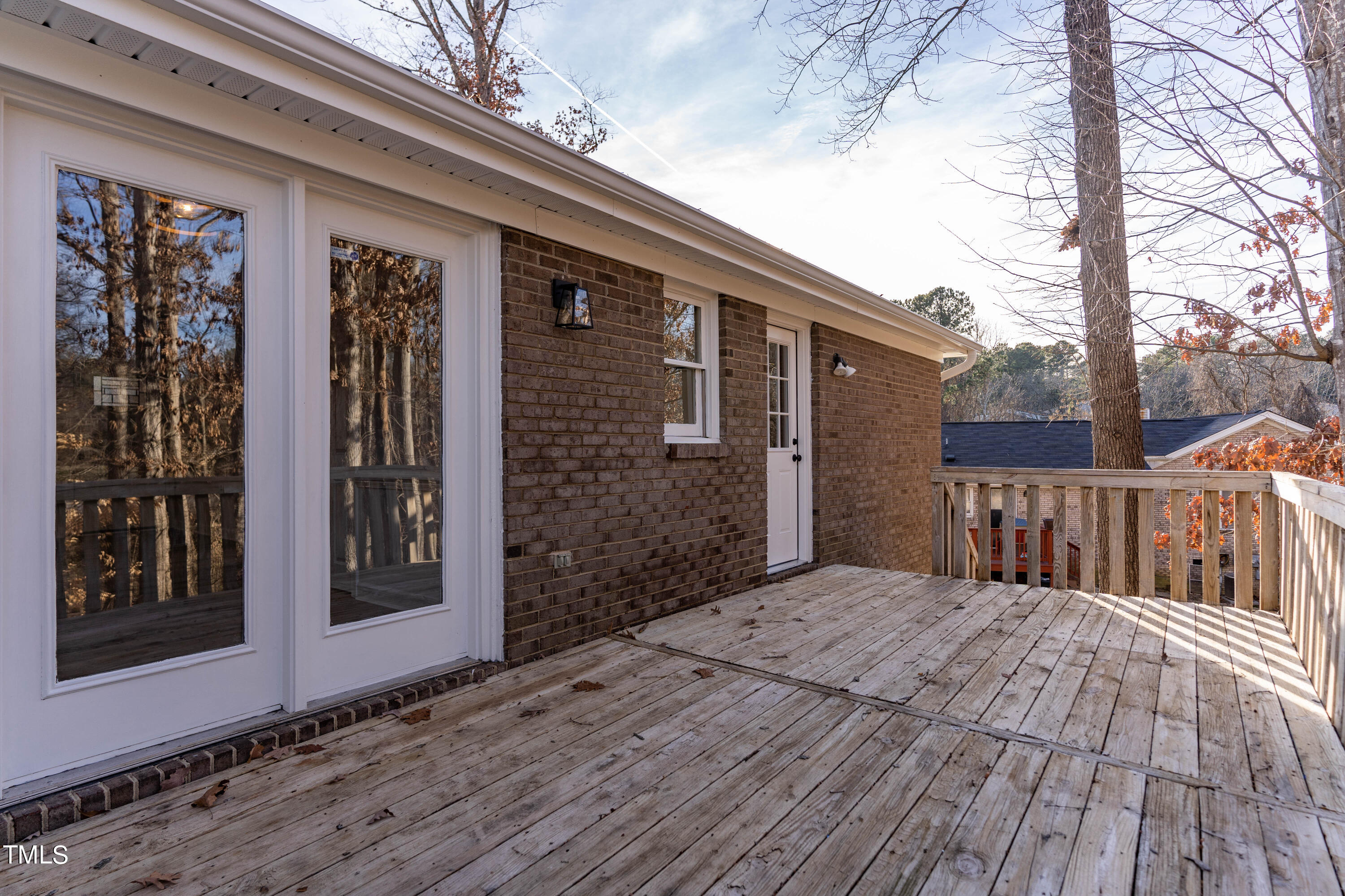 4704 Courtside Place Raleigh, NC 27604 - Photo 29 of 33 a view of backyard with a large tree
