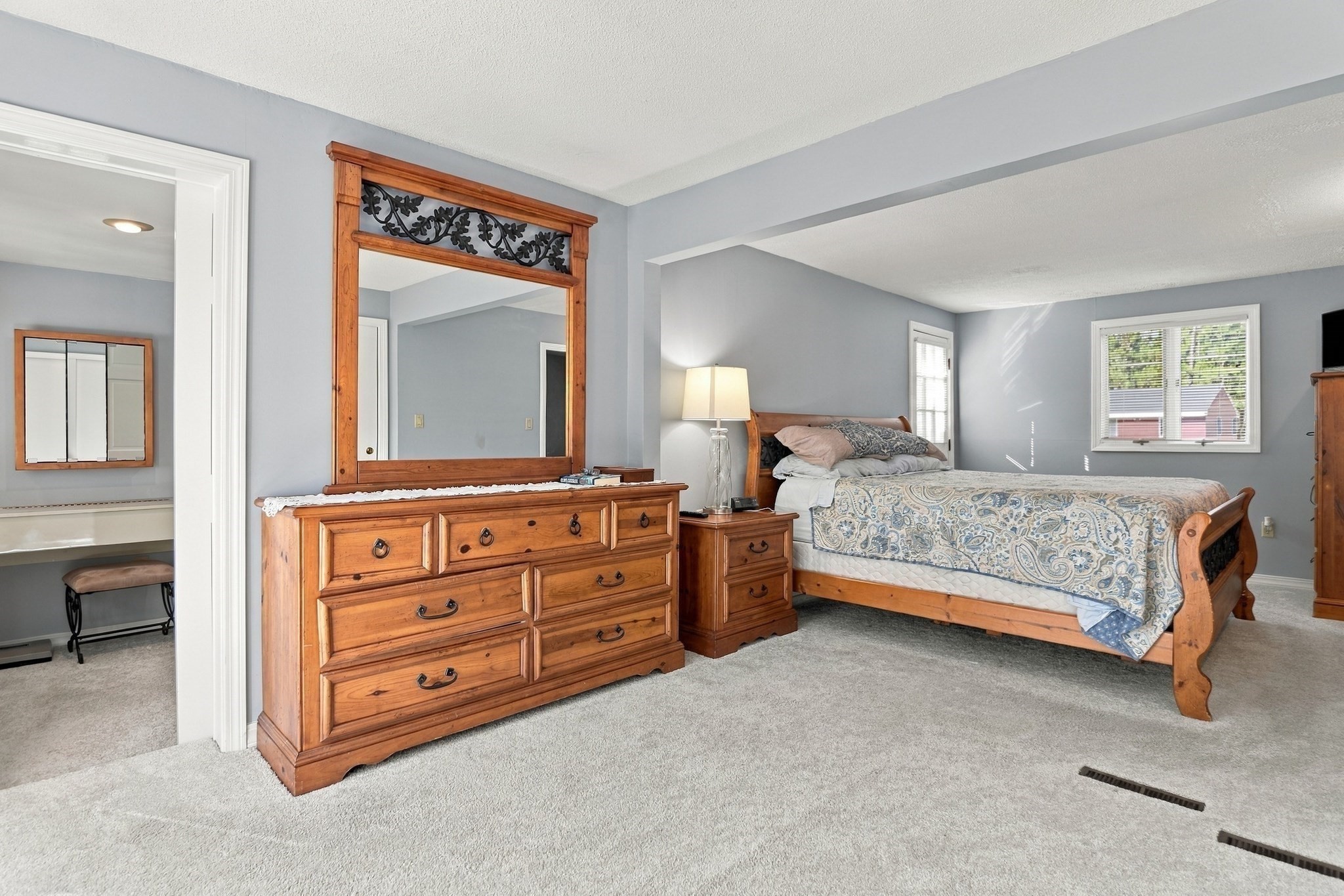6 Ashdale Road Billerica, MA 01862 - Photo 14 of 42 Gallery Image 14