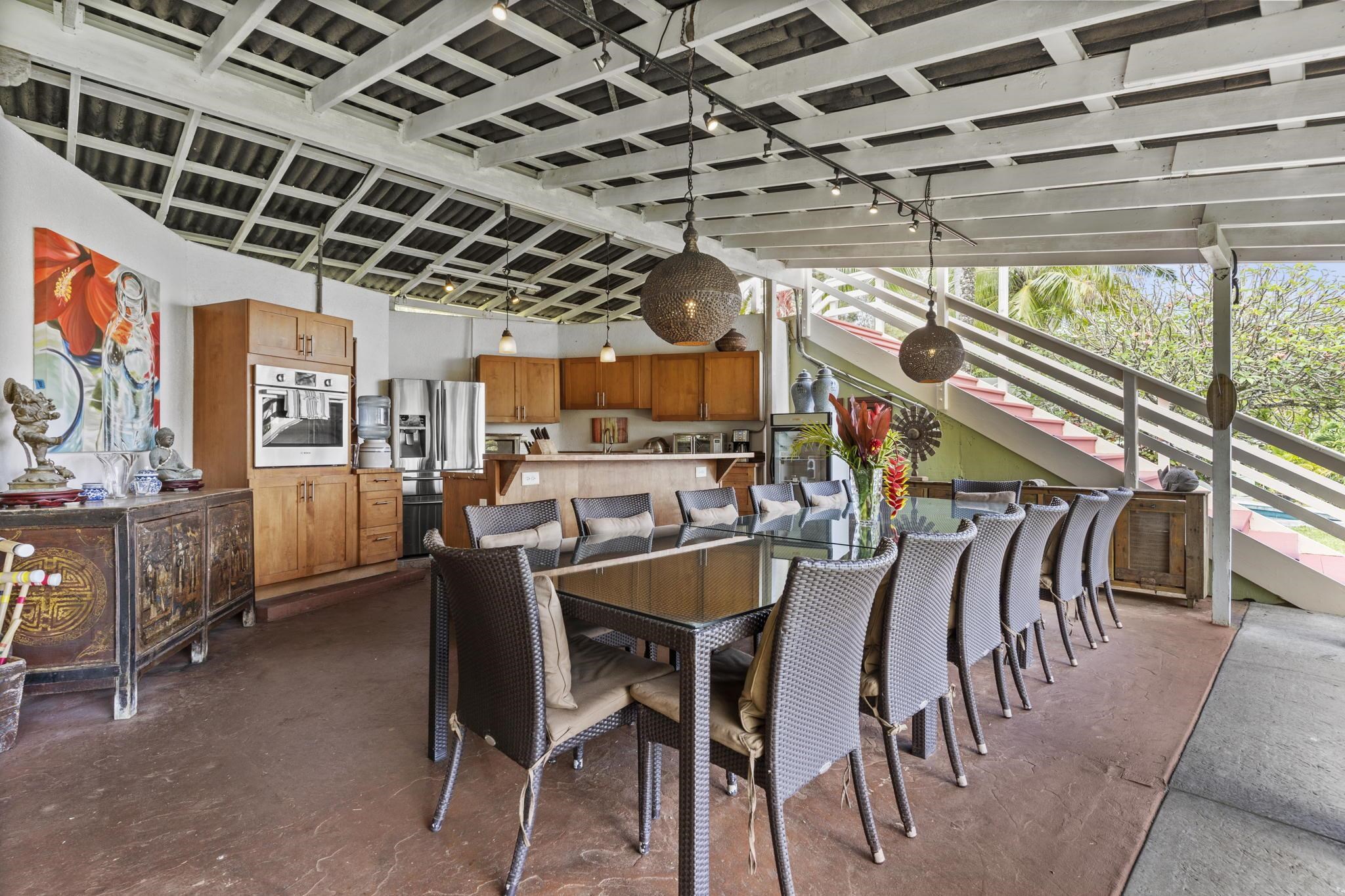 71 Door Of Faith Road Haiku, HI 96708 - Photo 20 of 30 a dining area with furniture and a window