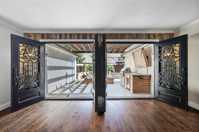 $1,164,900 | 7632 Tallow Drive, Irving, TX 75063