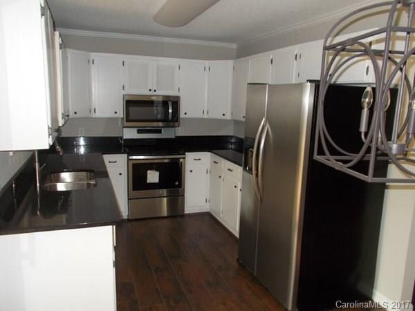 410 Gillsbrook Road Lancaster, SC 29720 - Photo 3 of 17 Gallery Image 3