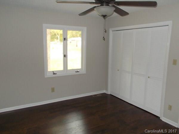 410 Gillsbrook Road Lancaster, SC 29720 - Photo 4 of 17 Gallery Image 4