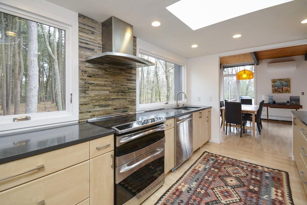 32 Barney Hill Road Wayland, MA 01778 - Photo 9 of 31 Gallery Image 9