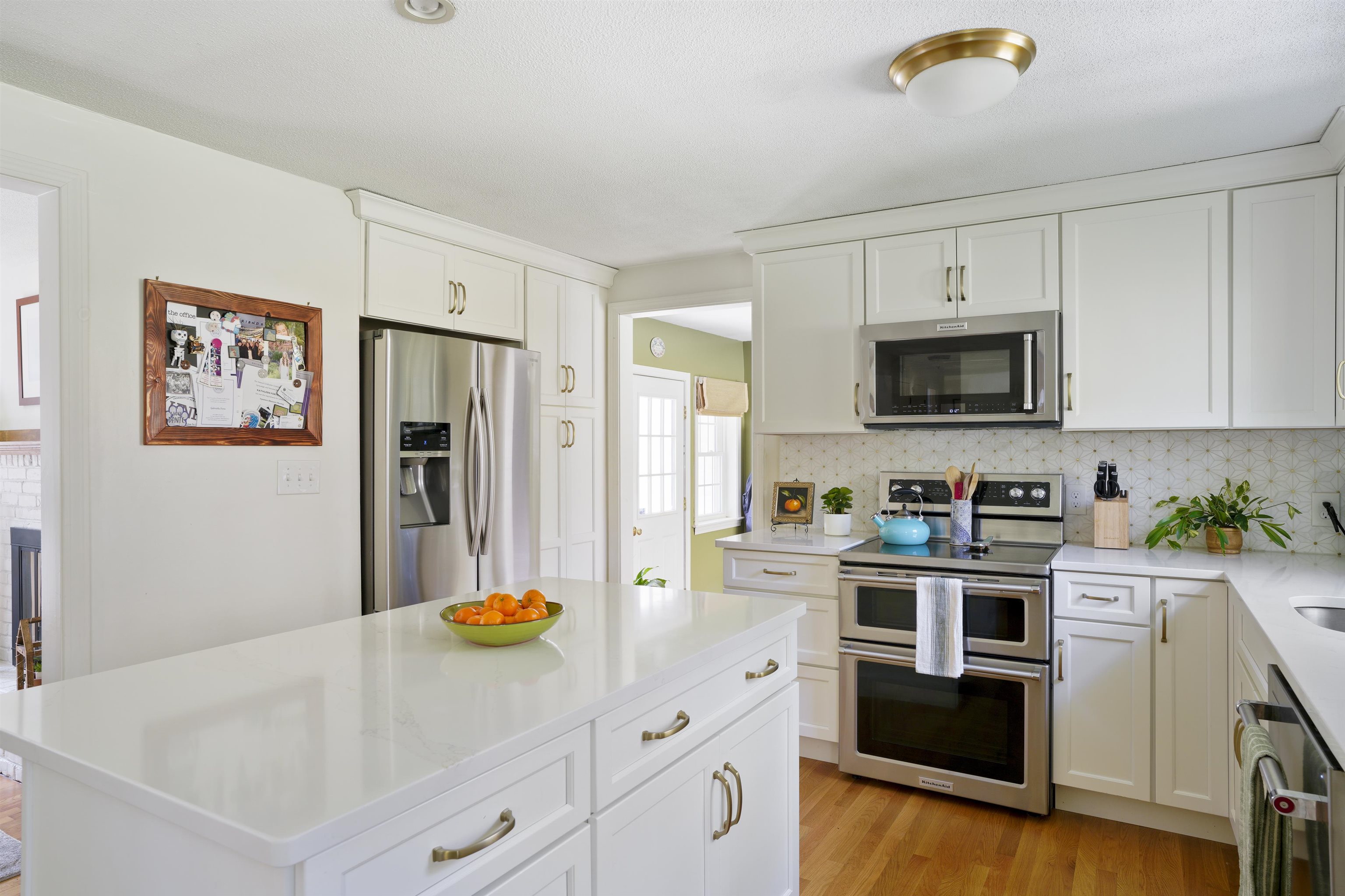 45 Gault Road Bedford, NH 03110 - Photo 11 of 40 Gallery Image 11